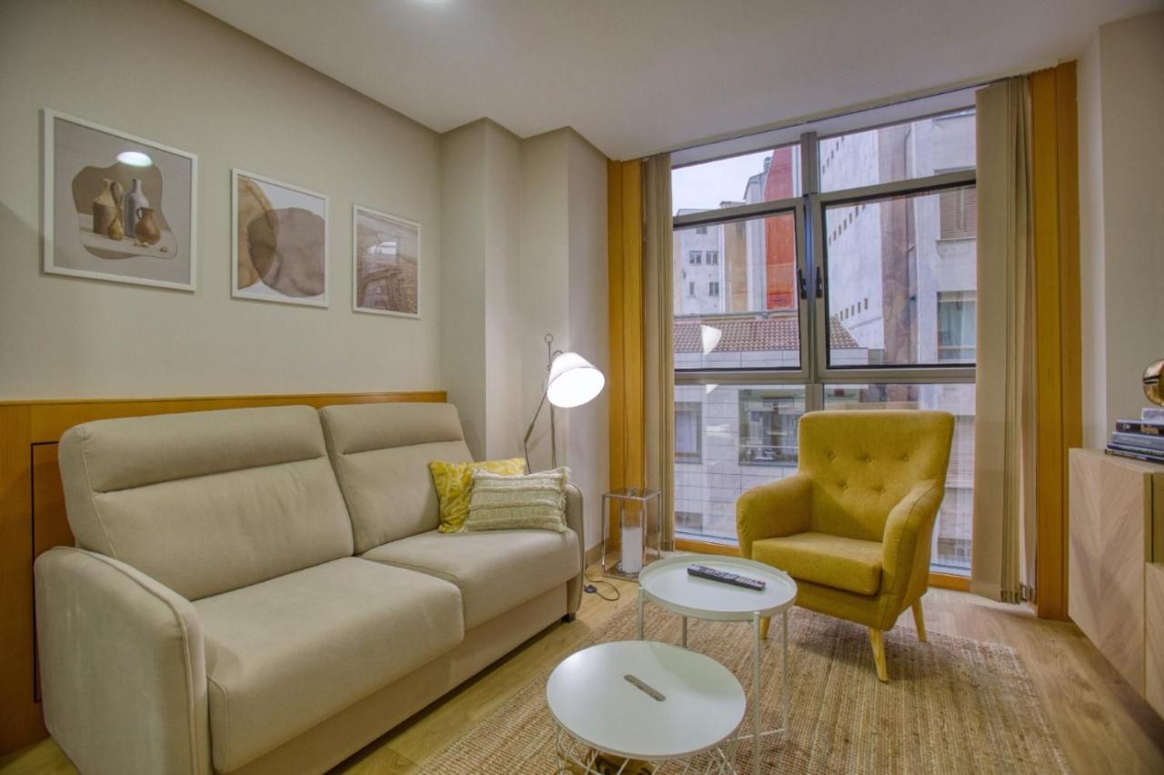 オビエドEl Loft De Bertaアパートメント エクステリア 写真
